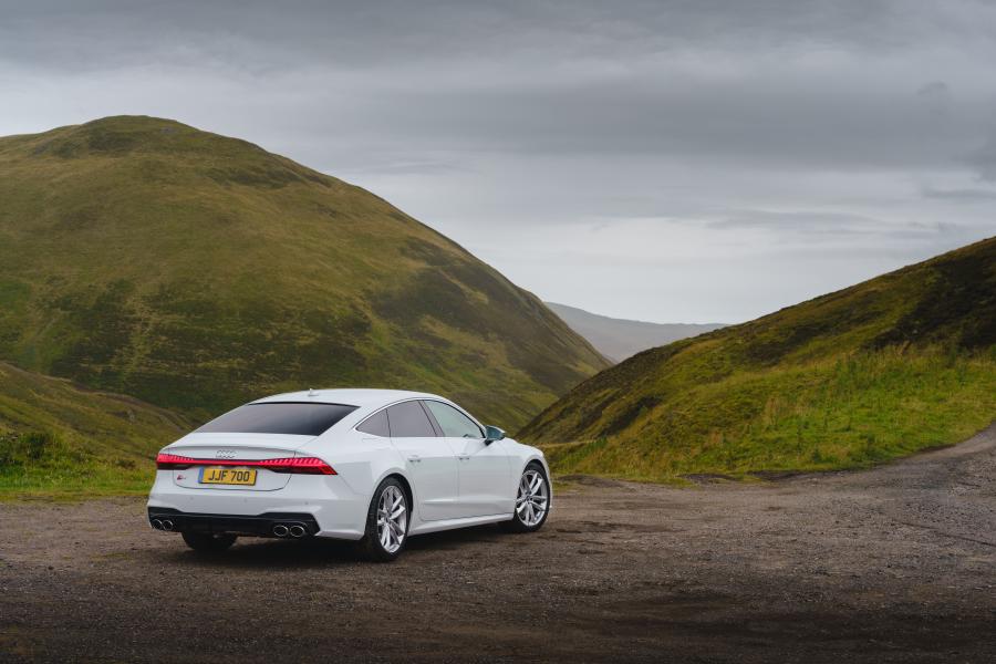  Audi S7 Sportback TDI 2019 года  (UK) (фото 17 из 41)